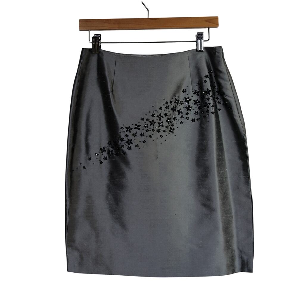 Ann Taylor SiLK Beaded skirt size 8